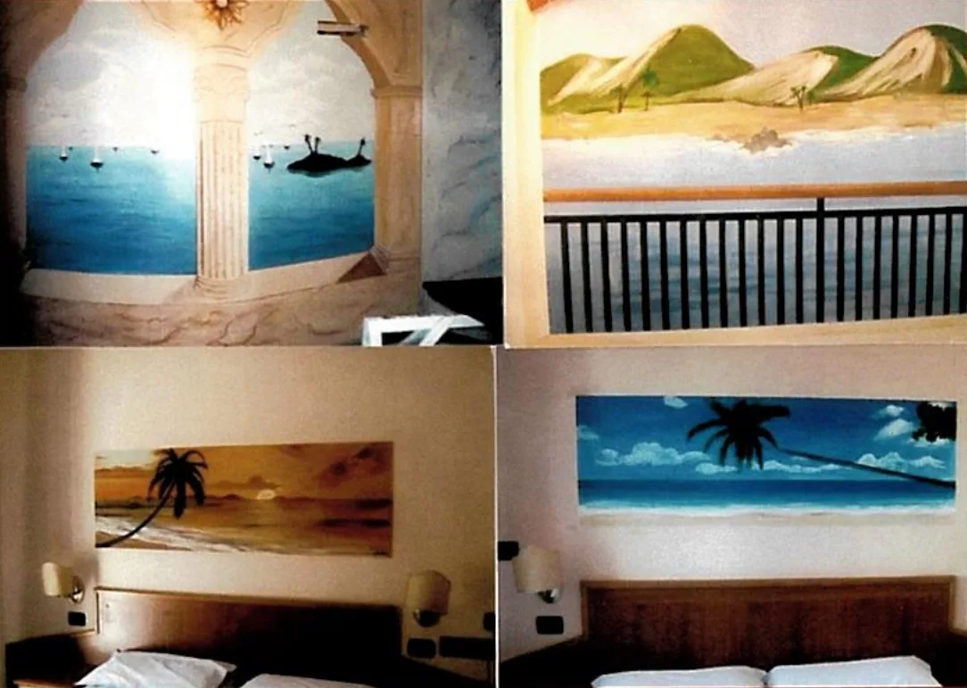 Trompe-l’œil de colonnes, mer et paysages dans un hôtel-restaurant